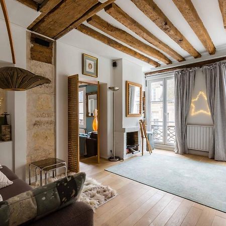 Apartament Veeve - Artistic Excellence In The Marais Paryż Zewnętrze zdjęcie