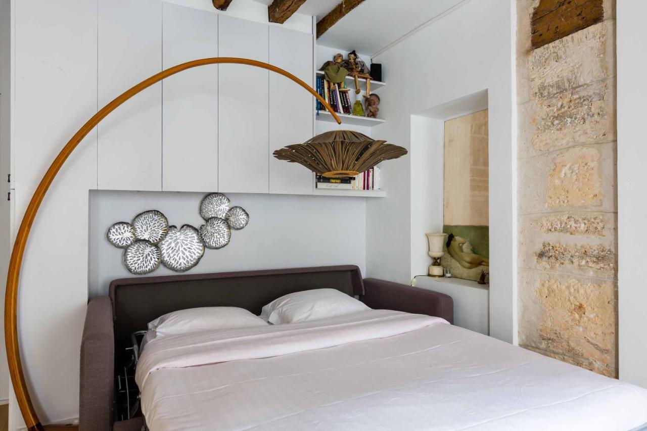 Apartament Veeve - Artistic Excellence In The Marais Paryż Zewnętrze zdjęcie